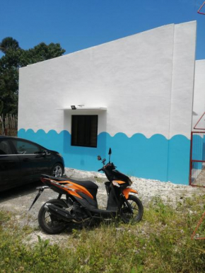 Bluewaves Apartment, scooter, car
